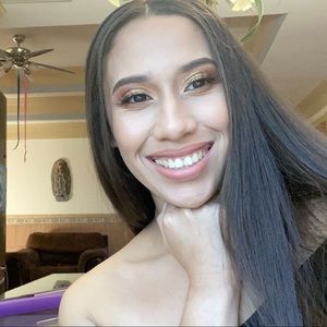 Meet your Posher, Melissa